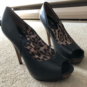 Black Taxi Peep toe heals